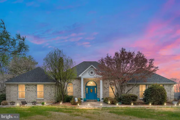 $450,000 | 13 Aubrey Court, Charles Town, WV 25414