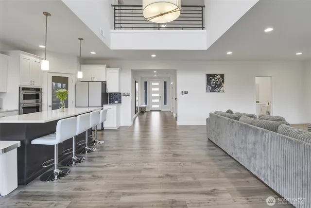 $947,500 | 23106 62nd Street East, Buckley, WA 98321