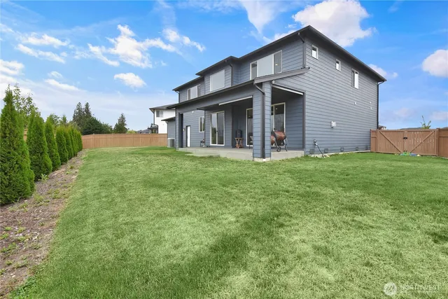 $947,500 | 23106 62nd Street East, Buckley, WA 98321