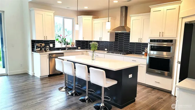 $947,500 | 23106 62nd Street East, Buckley, WA 98321