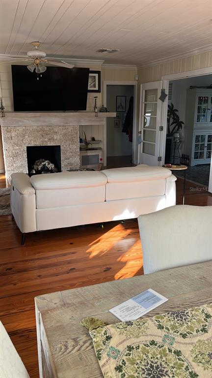 16029 Redington Drive Redington Beach, FL 33708 - Photo 12 of 57