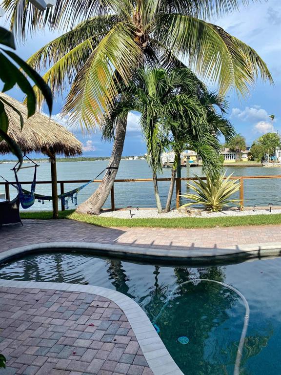 16029 Redington Drive Redington Beach, FL 33708 - Photo 4 of 57