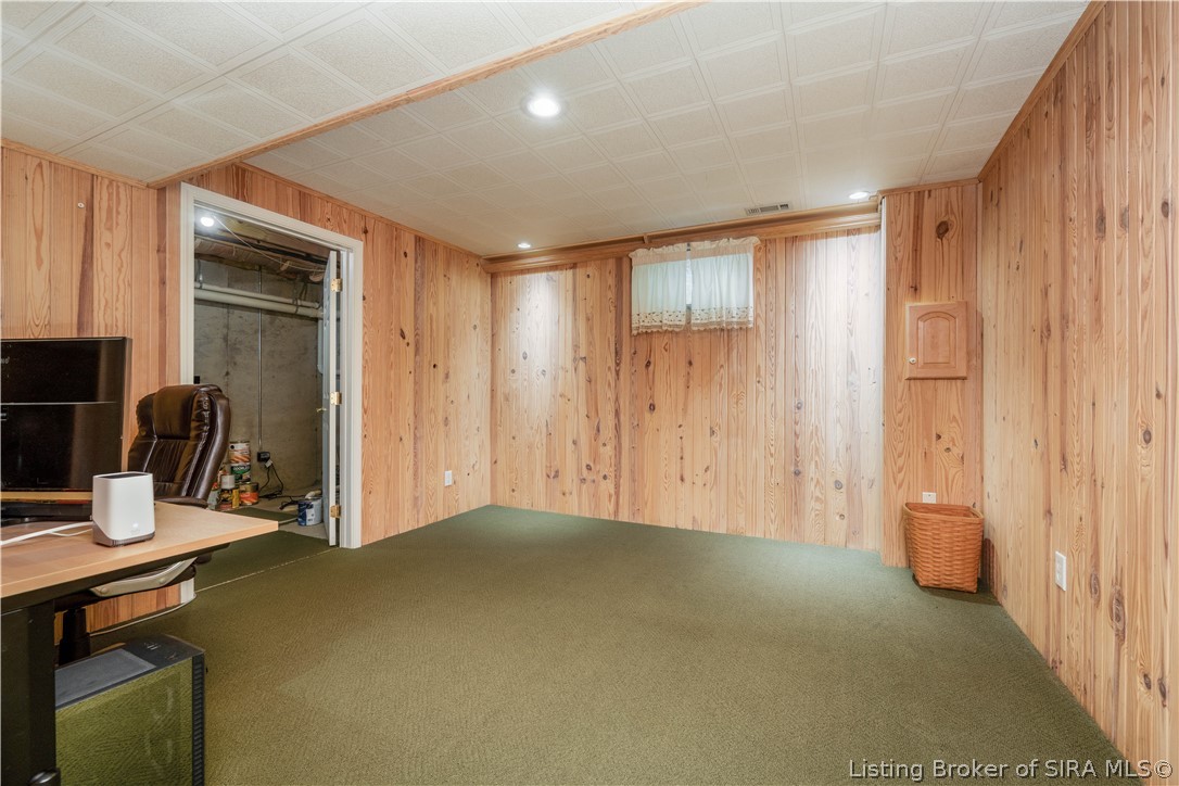 2016 Ridgeview Drive Floyds Knobs, IN 47119 - Photo 29 of 41 Gallery Image 29