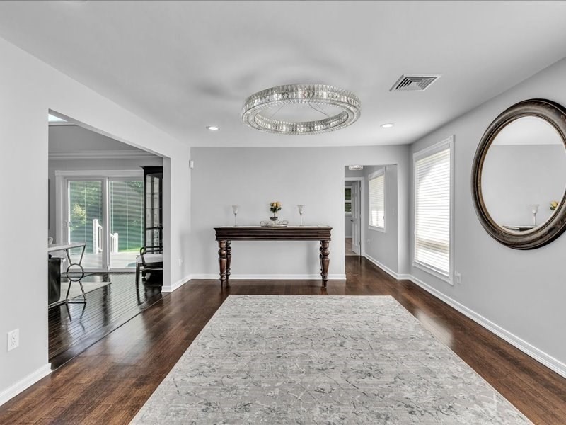 6 Strathmore Road North Dartmouth, MA 02747 - Photo 17 of 42