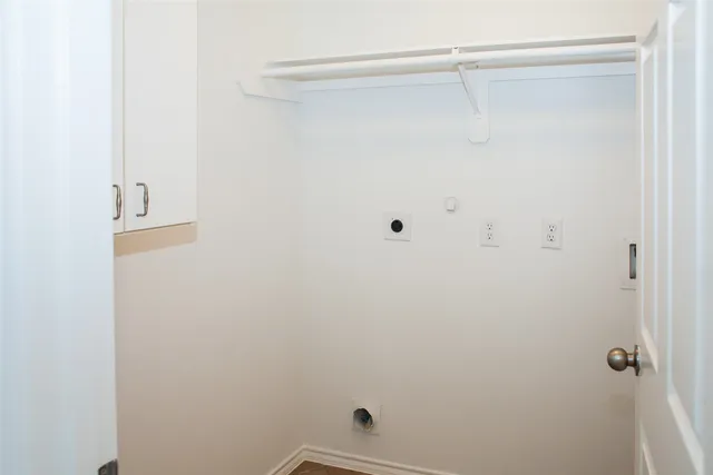 $2,550 | 9402 Borden Bluff Lane, Houston, TX 77095