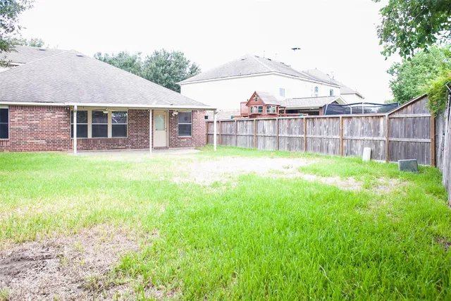 $2,550 | 9402 Borden Bluff Lane, Houston, TX 77095