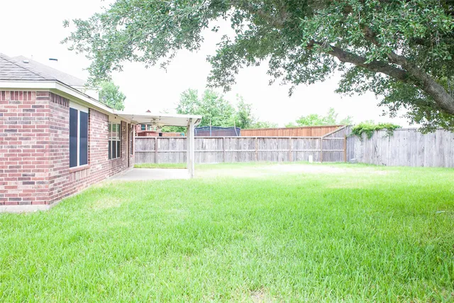 $2,550 | 9402 Borden Bluff Lane, Houston, TX 77095