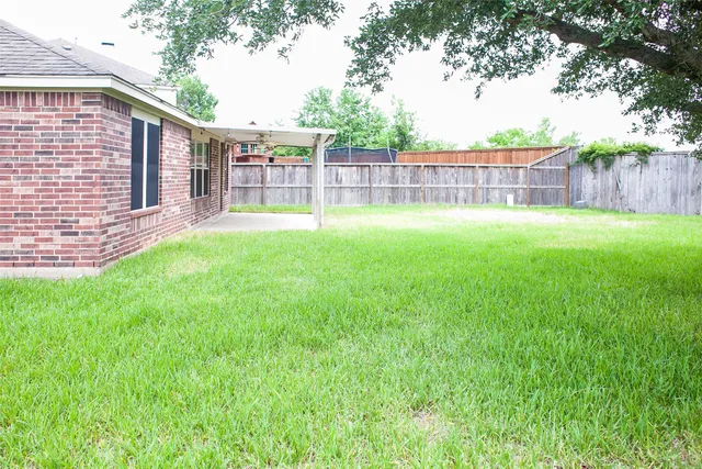 $2,550 | 9402 Borden Bluff Lane, Houston, TX 77095