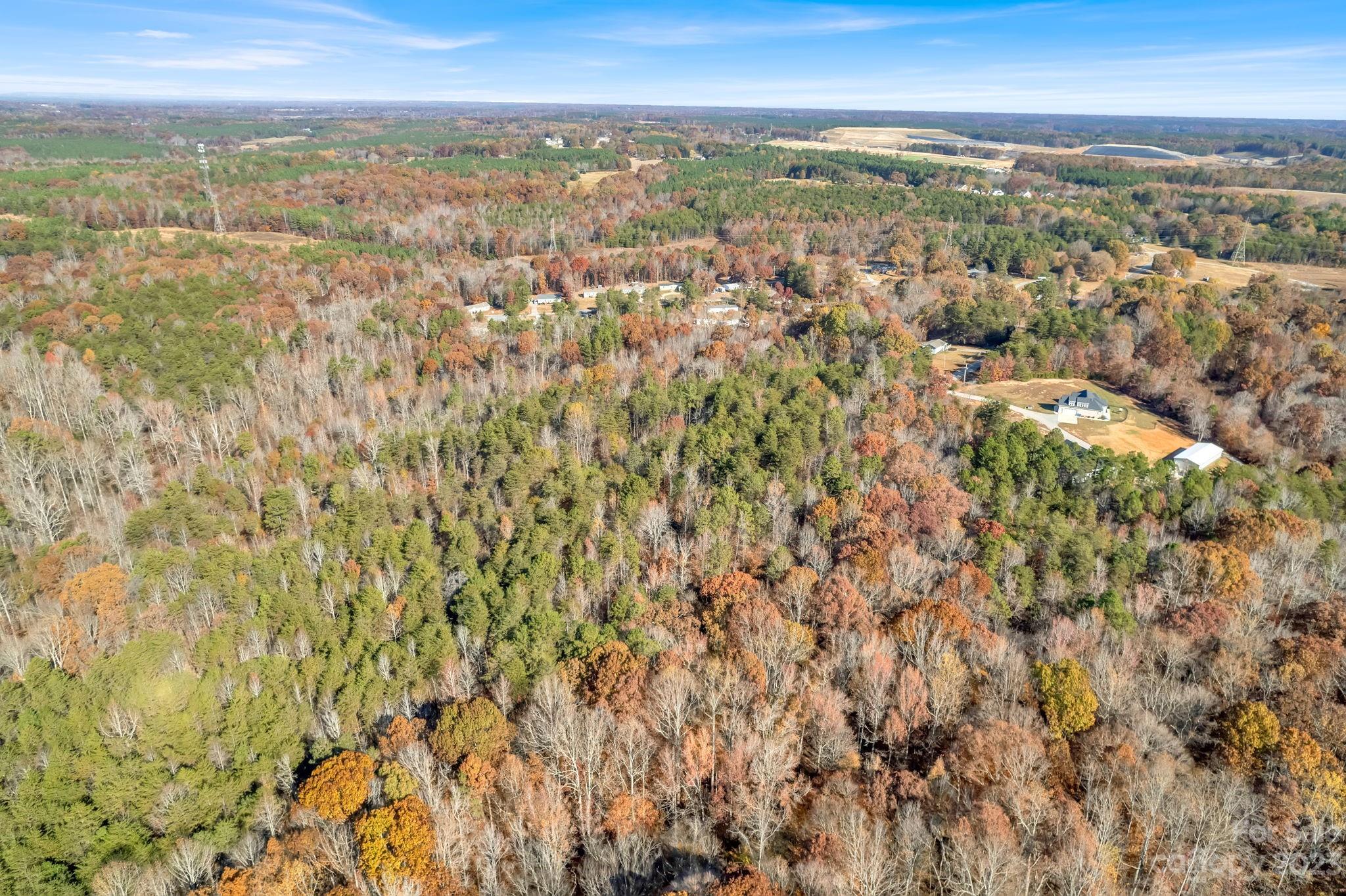 7863 Gregory Road Sherrills Ford, NC 28673 - Photo 5 of 15 Gallery Image 5