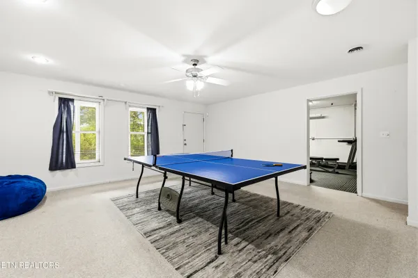 $695,000 | 111 Tradewind Street, Clinton, TN 37716