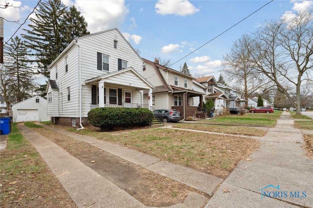 2045 Mansfield Road Toledo, OH 43613 - Photo 2 of 35 Gallery Image 2