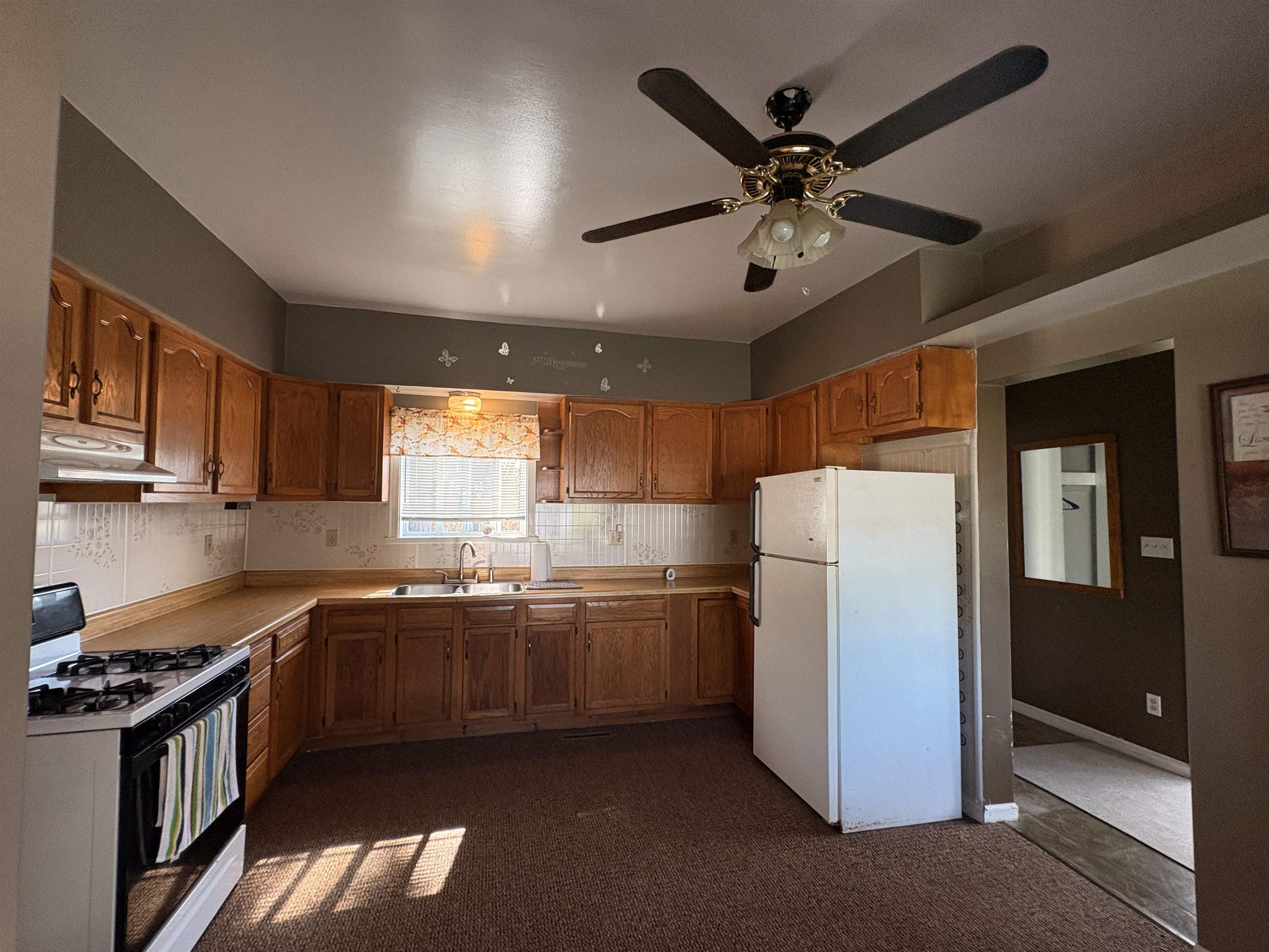 12034 Carr Road St. Charles, MI 48655 - Photo 8 of 24