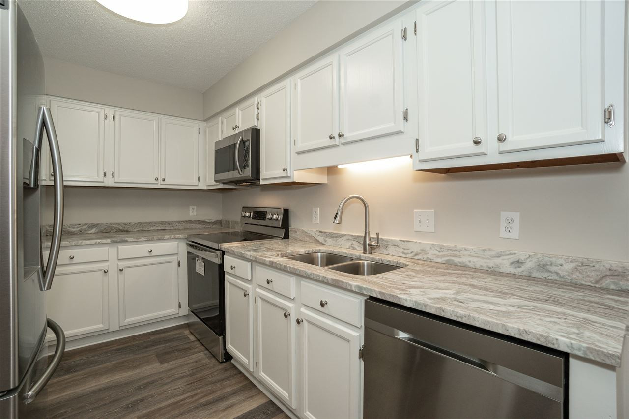 2013 Trexler Court Raleigh, NC 27606 - Photo 4 of 19 Kitchen