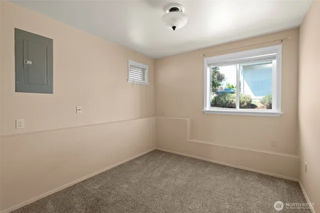 $529,000 | 404 4th Street Northeast, Coupeville, WA 98239