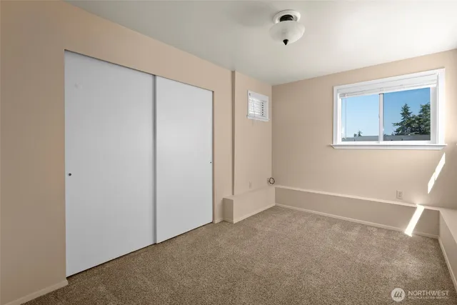 $529,000 | 404 4th Street Northeast, Coupeville, WA 98239