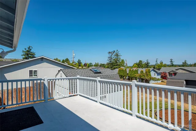 $529,000 | 404 4th Street Northeast, Coupeville, WA 98239