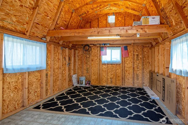 $529,000 | 404 4th Street Northeast, Coupeville, WA 98239