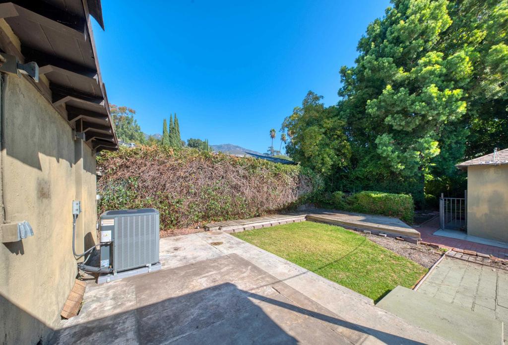 444 North Myrtle Avenue Monrovia, CA 91016 - Photo 20 of 37 a view of a backyard