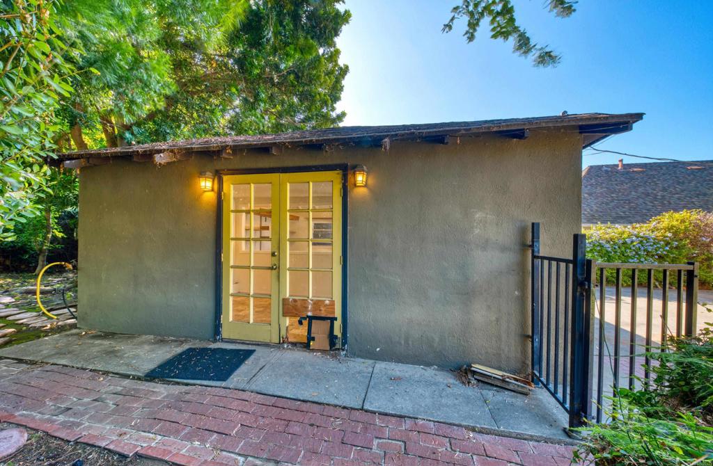 444 North Myrtle Avenue Monrovia, CA 91016 - Photo 26 of 37 a front view of a house with a yard