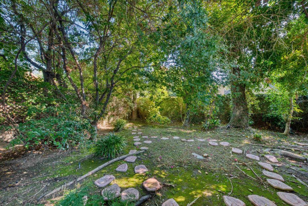 444 North Myrtle Avenue Monrovia, CA 91016 - Photo 31 of 37 a view of an outdoor space and yard