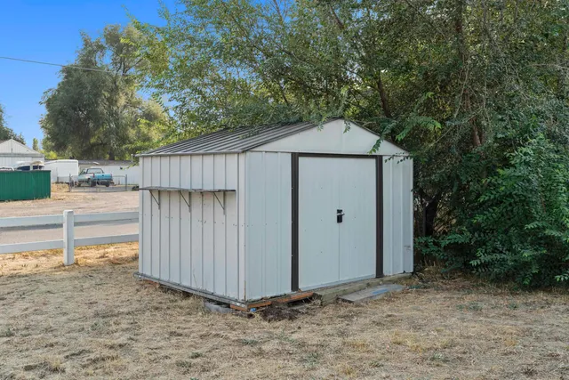 $110,000 | 11705 North Wilson Street, Unit C5, Mead, WA 99021