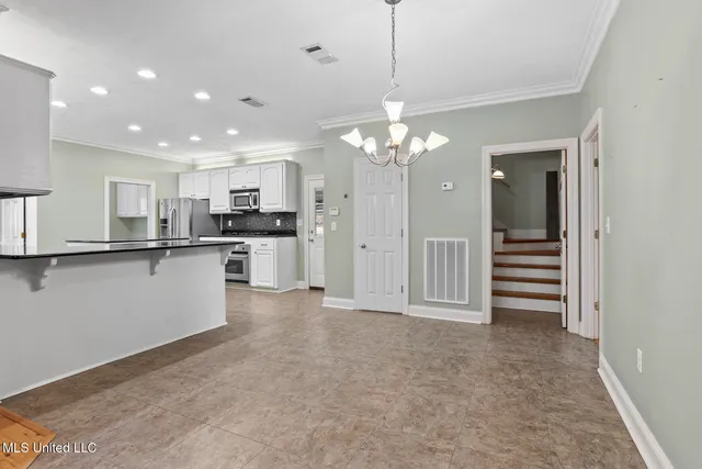 $550,000 | 117 Holly Bush Place, Brandon, MS 39047