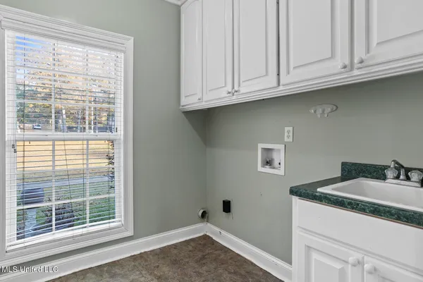 $540,000 | 117 Holly Bush Place, Brandon, MS 39047