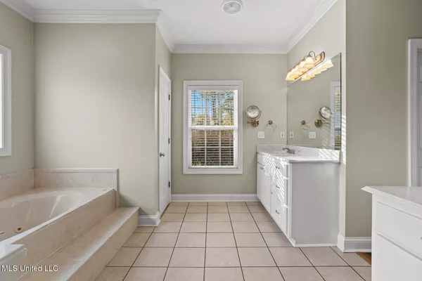 $540,000 | 117 Holly Bush Place, Brandon, MS 39047