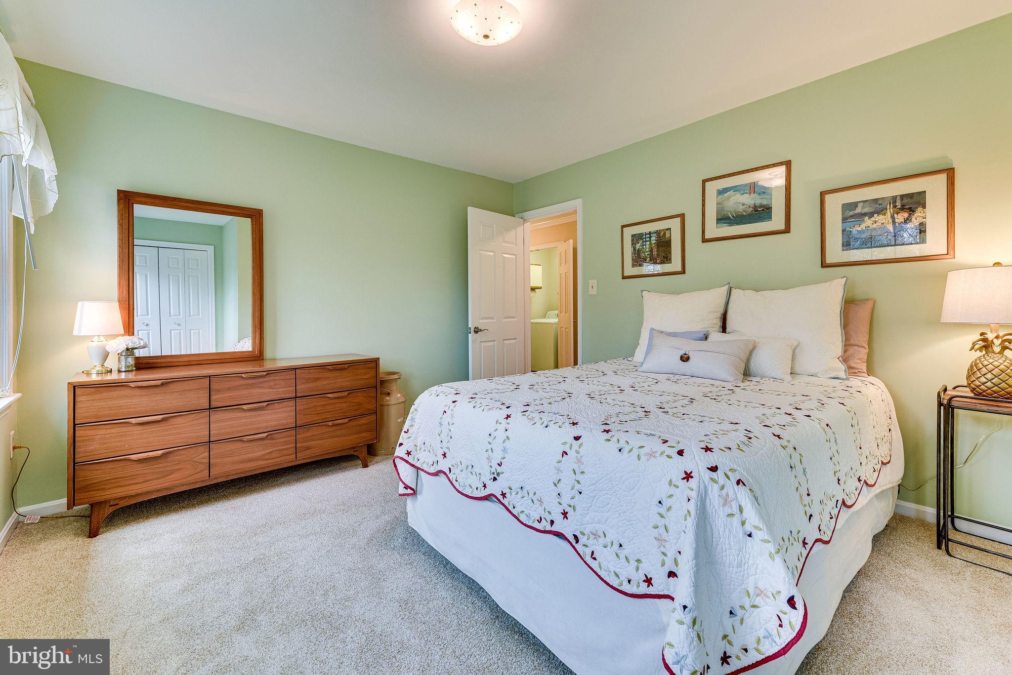 2703 East Ridge Court Oakton, VA 22124 - Photo 16 of 45