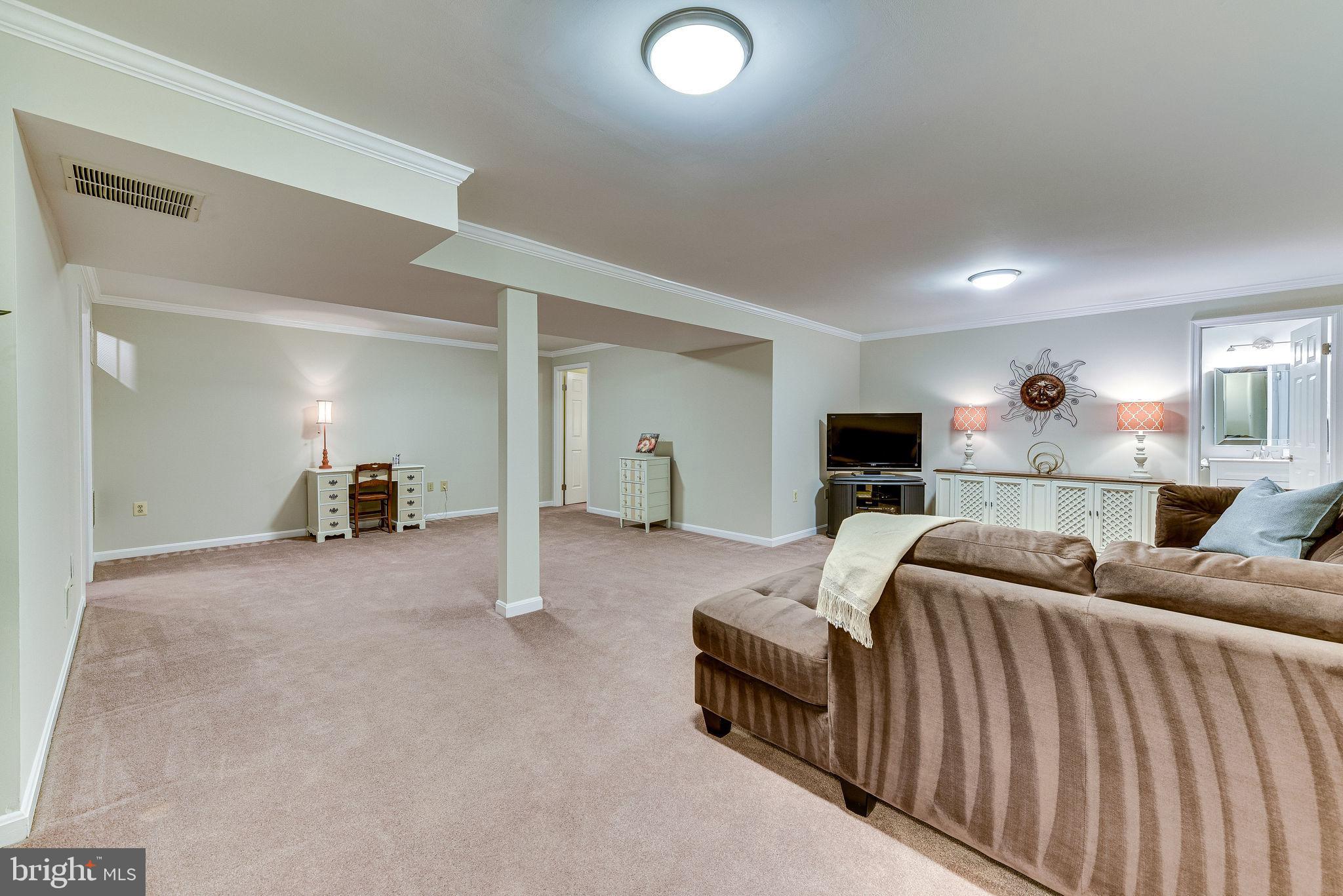 2703 East Ridge Court Oakton, VA 22124 - Photo 28 of 45