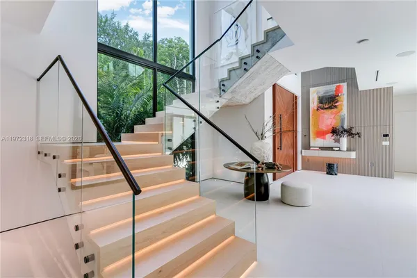 a view of entryway and hall