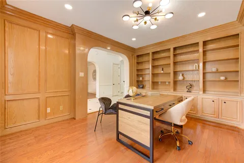 $998,000 | 13607 Starlight Harbour Court, Houston, TX 77077