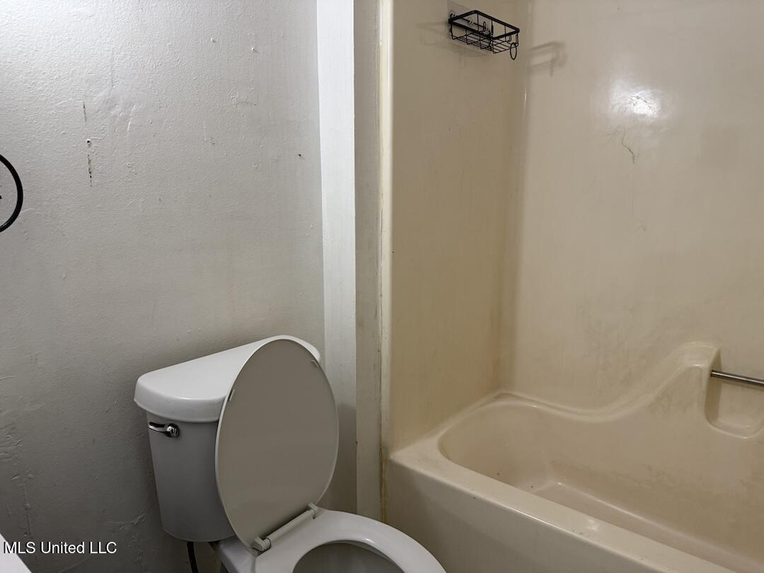 94 X L Smith Road Lumberton, MS 39455 - Photo 16 of 26 IMG_2704