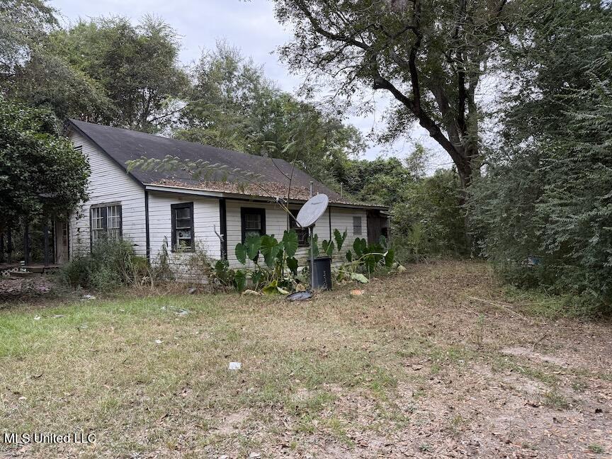 94 X L Smith Road Lumberton, MS 39455 - Photo 2 of 26 IMG_2637