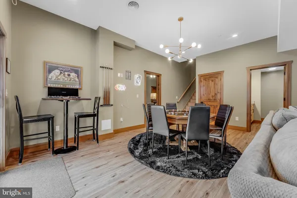 $899,000 | 99 Mountain Overlook Court, McHenry, MD 21541
