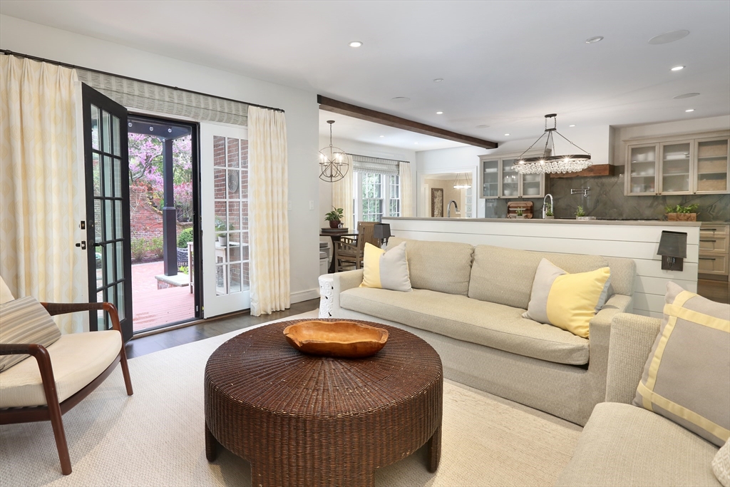 39 Worthington Road Brookline, MA 02446 - Photo 13 of 40 a living room with furniture and a large window
