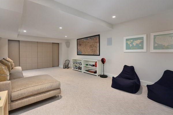 39 Worthington Road Brookline, MA 02446 - Photo 30 of 40