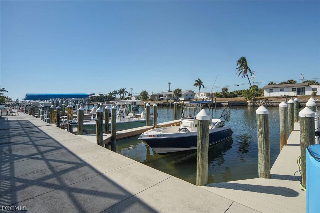 3211 Stringfellow Road, Unit 105 St. James City, FL 33956 - Photo 28 of 47