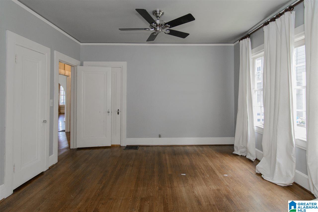 922 Irving Road Birmingham, AL 35209 - Photo 18 of 32