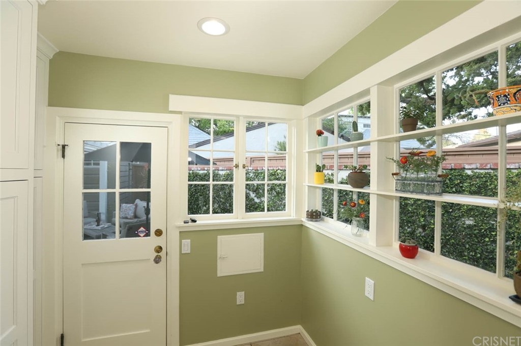 206 Sierra View Road Pasadena, CA 91105 - Photo 23 of 46