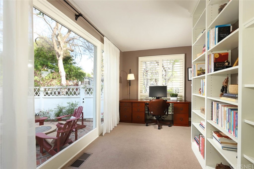 206 Sierra View Road Pasadena, CA 91105 - Photo 26 of 46 a room with furniture and a window