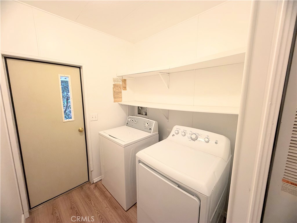9390 Lott Road Durham, CA 95938 - Photo 23 of 40 Laundry Room with access to the carport