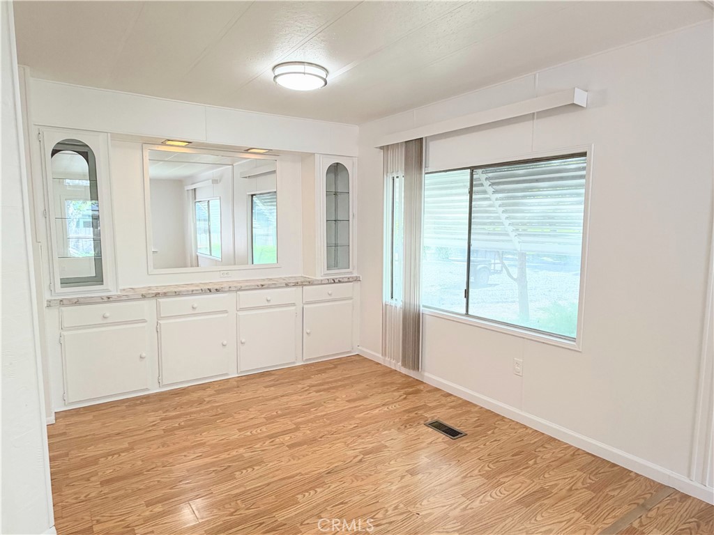 9390 Lott Road Durham, CA 95938 - Photo 9 of 40 Dining room with built-in cabinets!