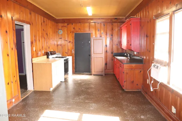 $75,000 | 419 Louisiana Avenue, Opelousas, LA 70570