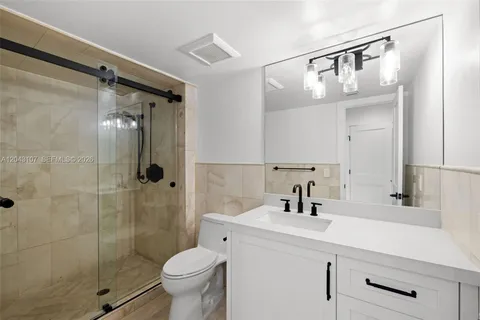 $637,500 | 9001 Southwest 94th Street, Unit 201, Miami, FL 33176