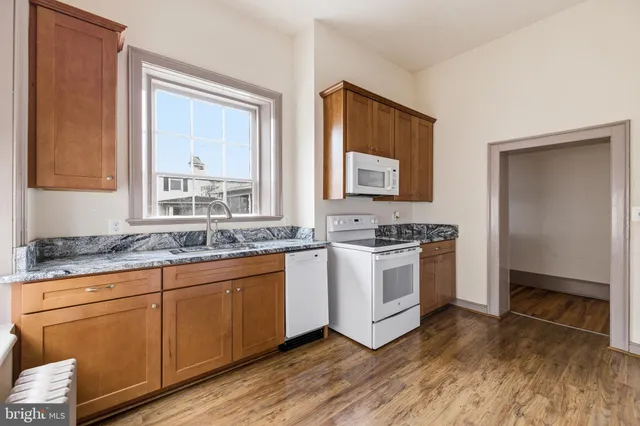 $429,900 | 221 West Main Street, Luray, VA 22835