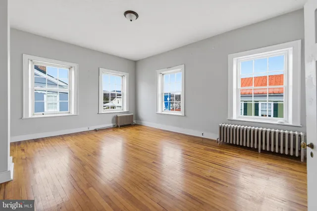 $429,900 | 221 West Main Street, Luray, VA 22835