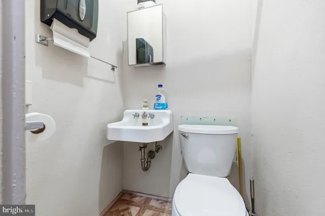 $429,900 | 221 West Main Street, Luray, VA 22835