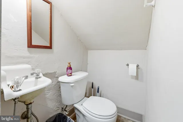 $429,900 | 221 West Main Street, Luray, VA 22835