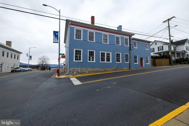 $429,900 | 221 West Main Street, Luray, VA 22835